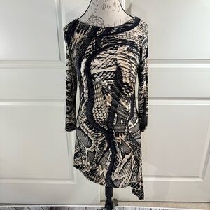 VENUS Black and Cream Asymmetrical Dress Medium